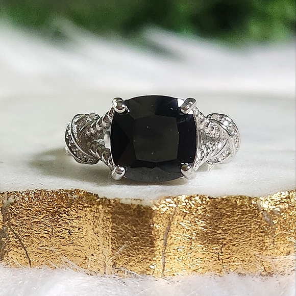 Ryze Jewelry - NWT Ryze Black Onyx Cubic Zirconia .925 Sterling Silver Knot Ring - Size 8.75